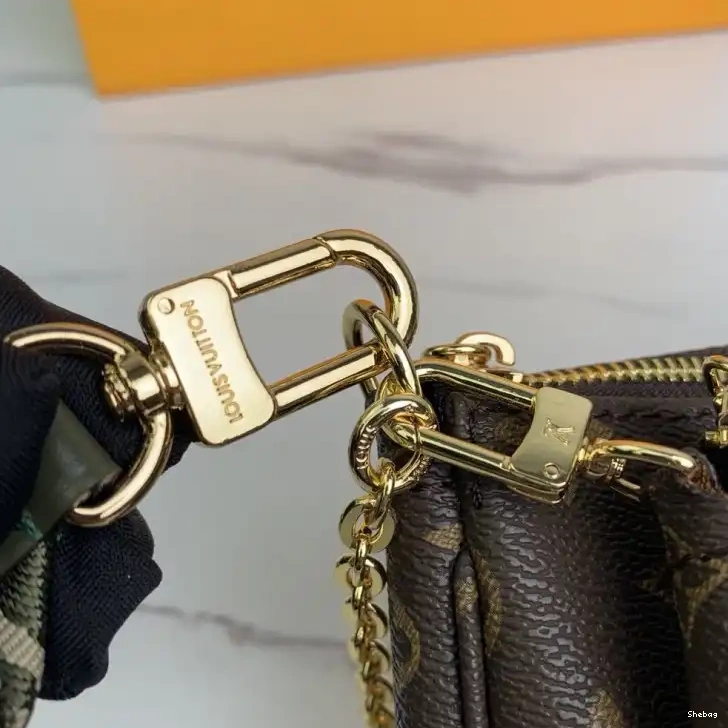 Bags 19B5710005 LV 0717